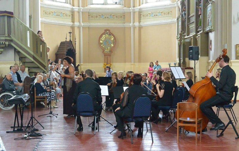 VDU kamerinio orkestro koncertą „Amžinoji Ave Maria“